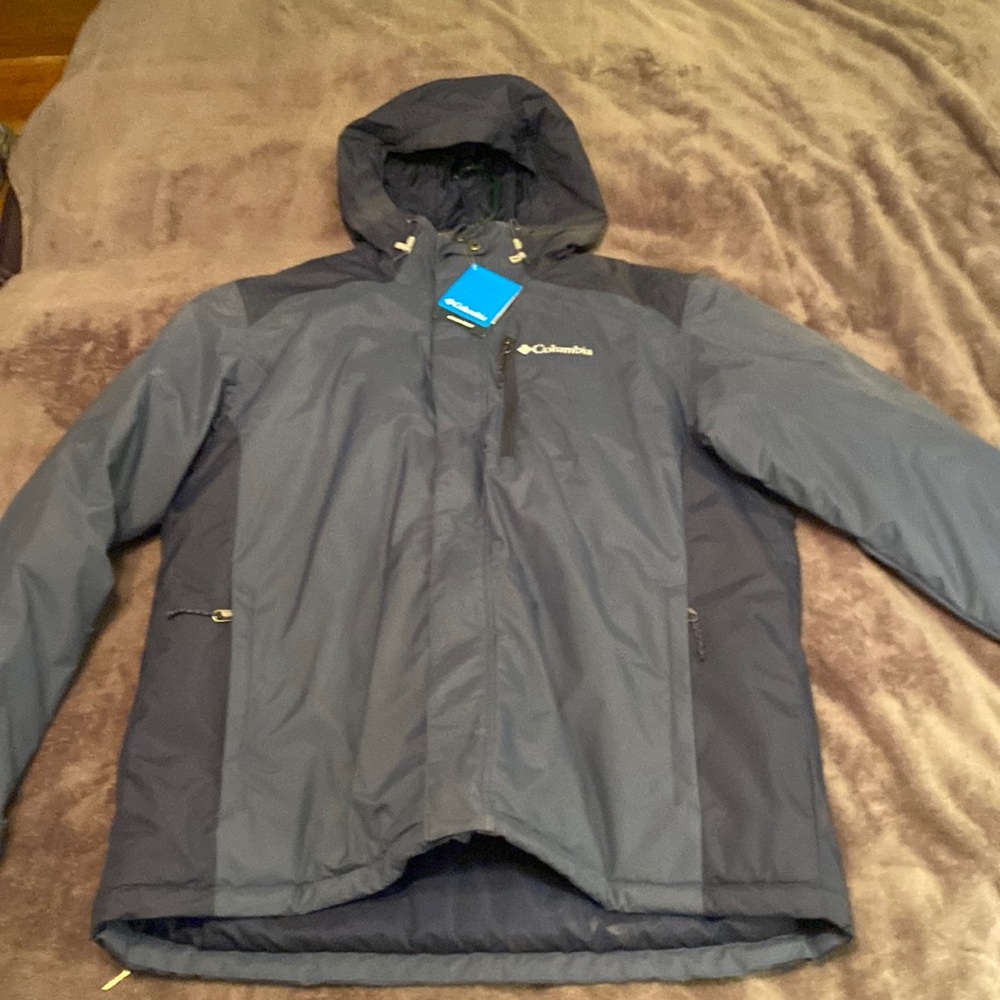 Columbia Men’s Large Omni-Tech Blue Jacket with Omni Heat Thermal Reflective